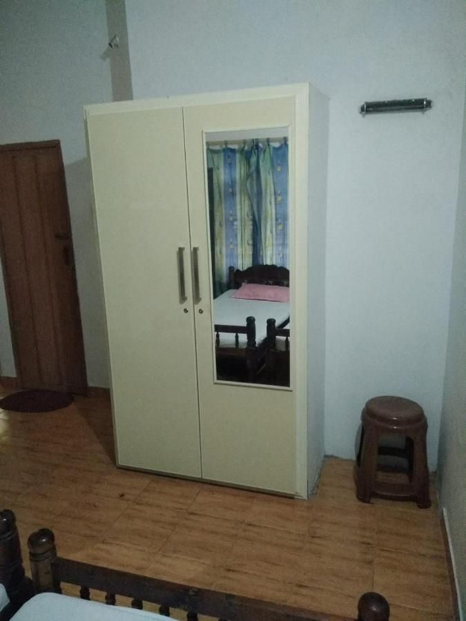 Janhvi Cottage Varkala Exteriör bild
